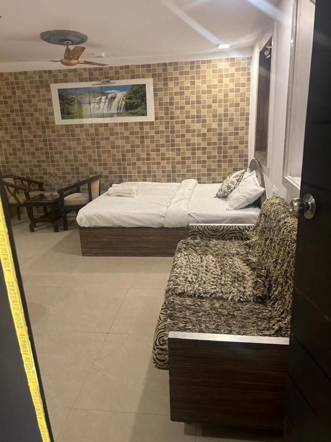 The Peach Tree Rooms مونت ابو المظهر الخارجي الصورة