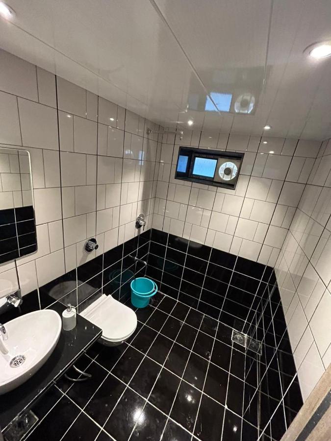 The Peach Tree Rooms مونت ابو المظهر الخارجي الصورة