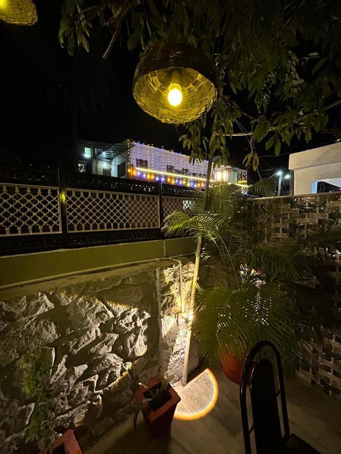 The Peach Tree Rooms مونت ابو المظهر الخارجي الصورة
